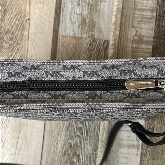 Michael Kors Gray and Black Crossbody Bag with Monogram Design - Picture 7 of 10